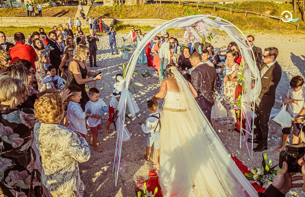 Boda en la playa. Una boda original y sorprendente.